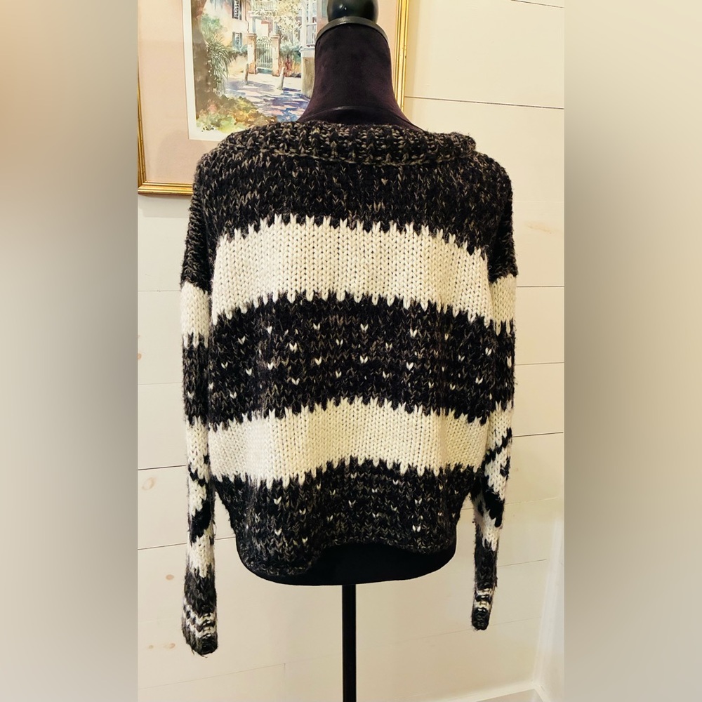 Free People Chunky Fair Isle Cropped Sweater Black Ivory Boho Cozy Knit Size M - Picture 4 of 9